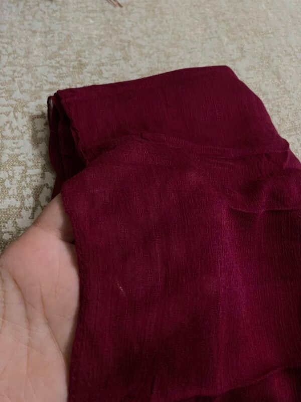 Burgundy linen kuwaity