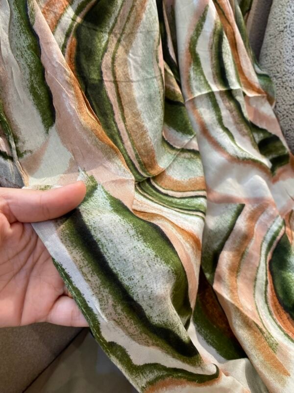 Jeweled sediment - Image 4