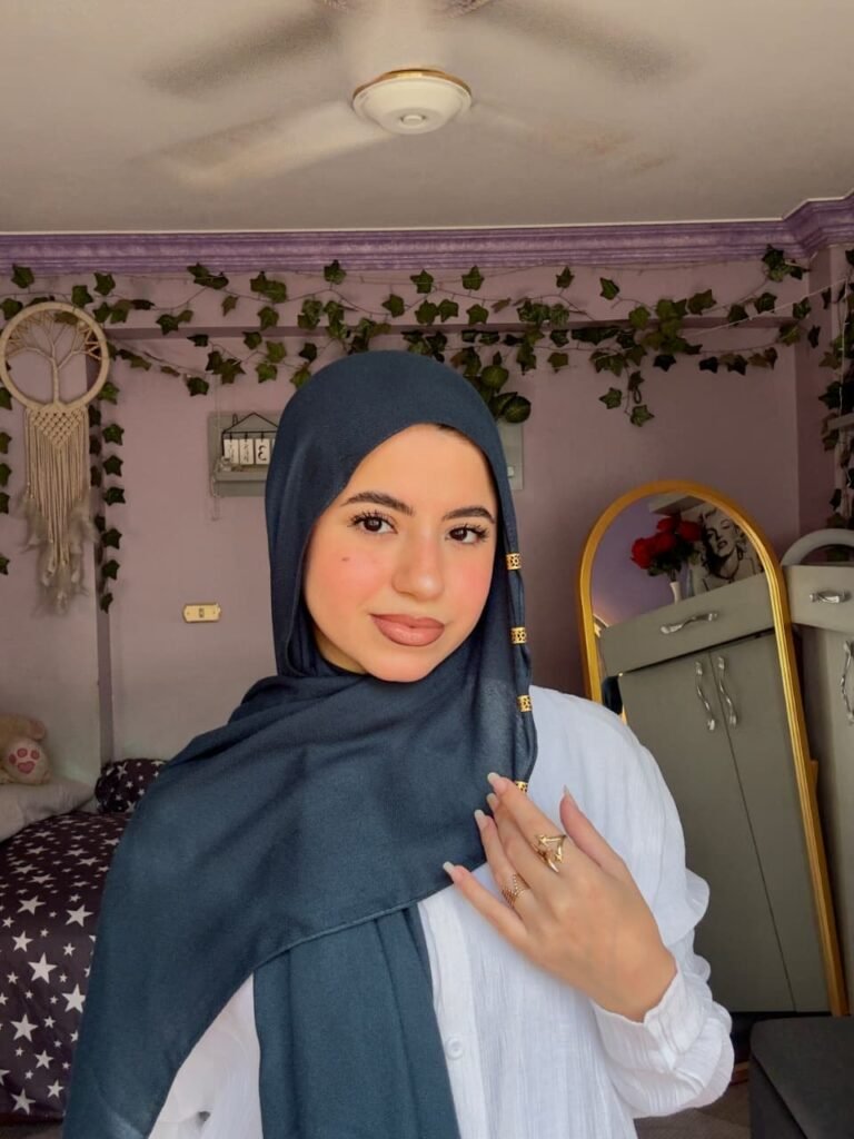 Accessories & Bonnets