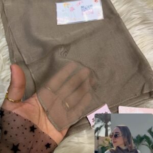 Cafe soft linen kuwait-lady